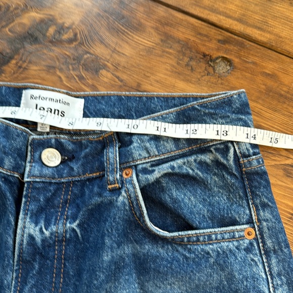 Reformation Abby High Rise Straight Jeans. Size 27. Like new. - Picture 9 of 9